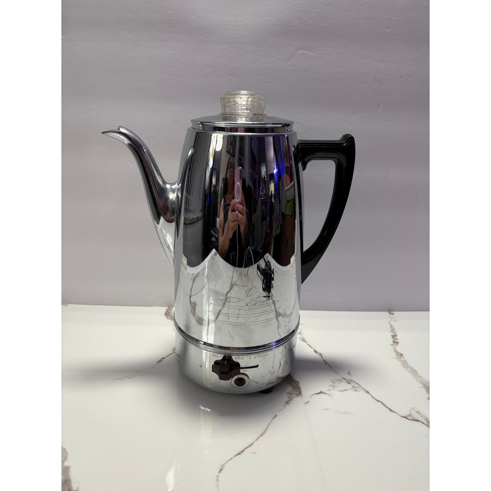 Vintage Universal Coffeematic Electric Percolator Chrome 4408